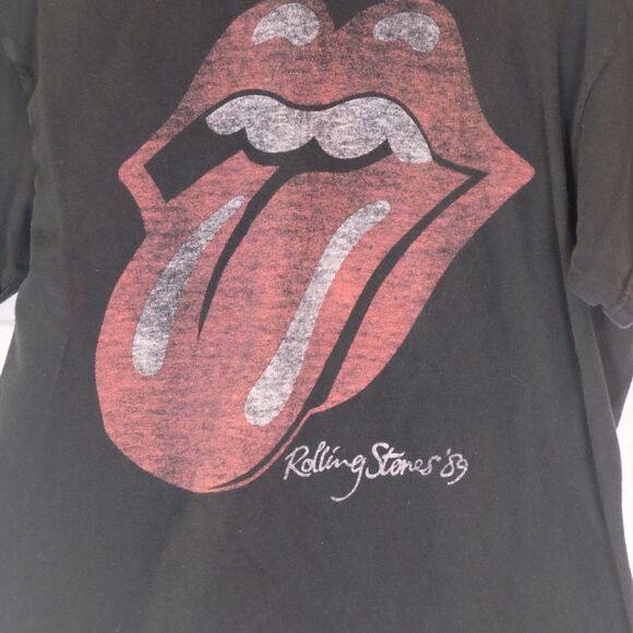 The Rolling Stones 1989 Concert Tour Reproduction Tee Shirt Women’s Size Medium - Picture 3 of 7